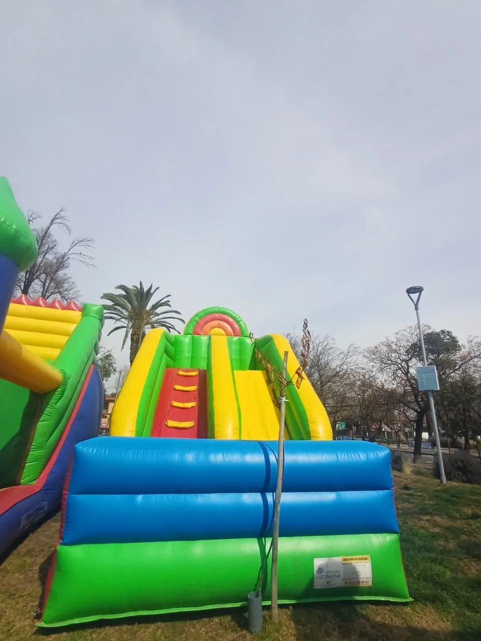 Inflable Arcoíris de Bombaventura